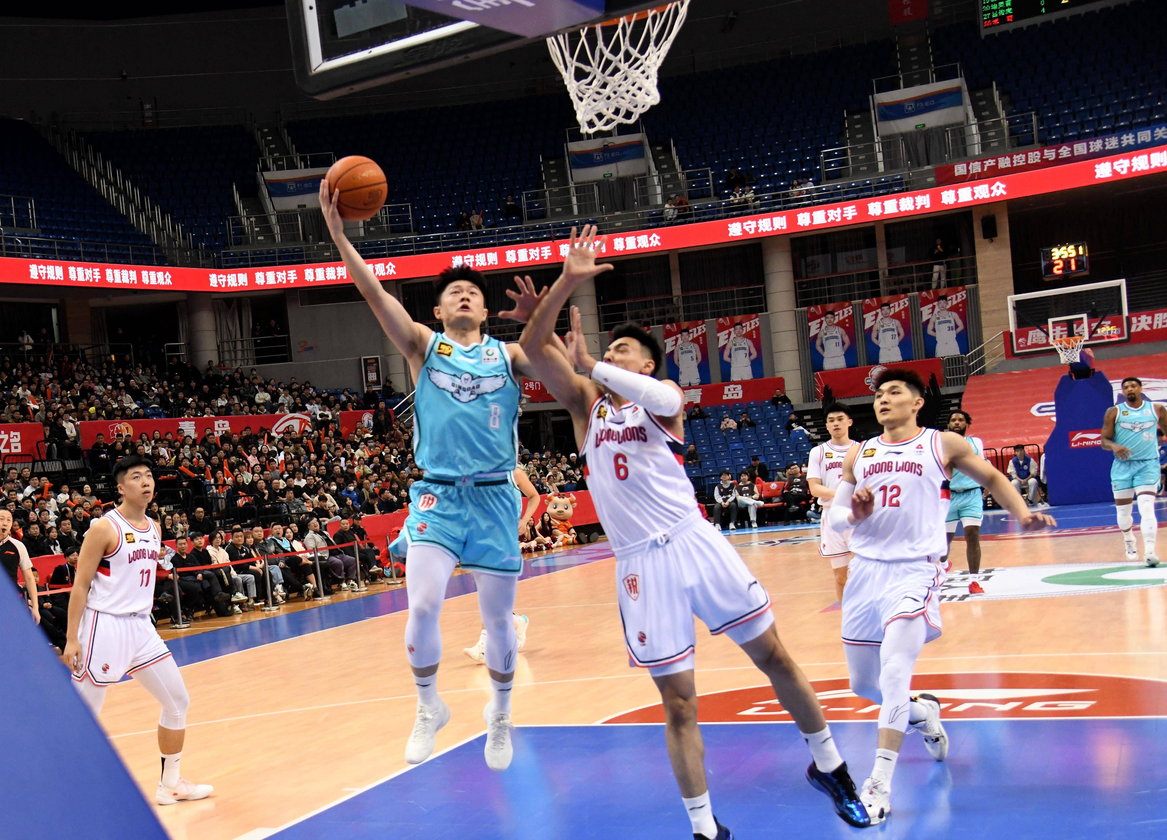 国际篮球锦标赛球队全力以赴