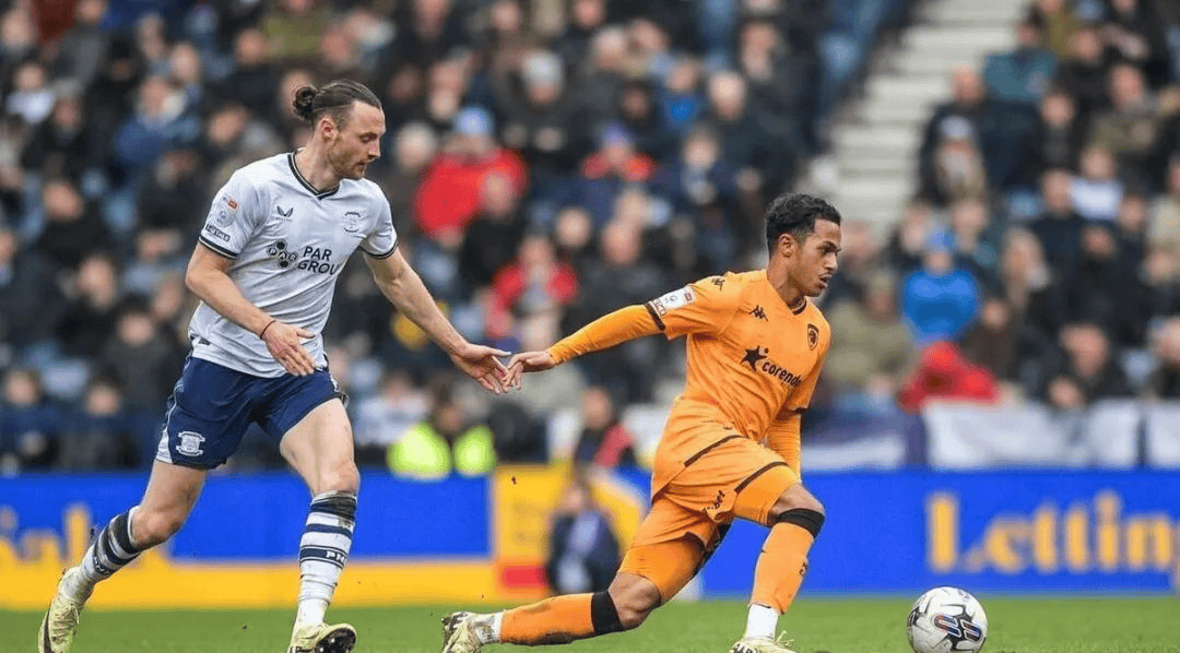 南安普顿主场大胜,全队士气高涨的简单介绍 南安普顿主场大胜,全队士气高涨的简单介绍