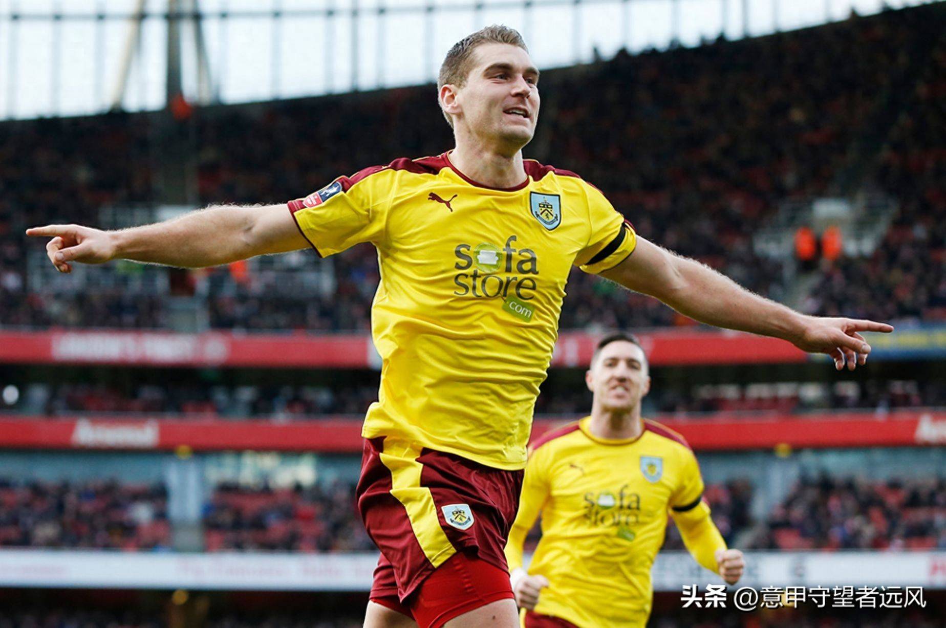 诺里奇对阵伯恩利，客场获得胜利，保持势头趋势