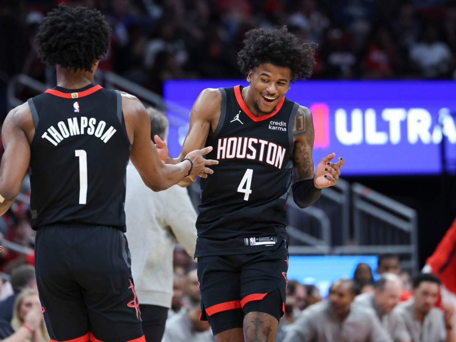 火箭一箭射退尼克斯,豪取连胜 火箭一箭射退尼克斯,豪取连胜