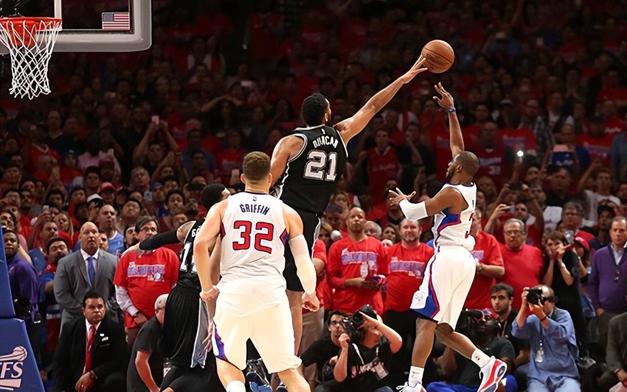 开拓者横扫马刺,实现三连胜 开拓者横扫马刺,实现三连胜