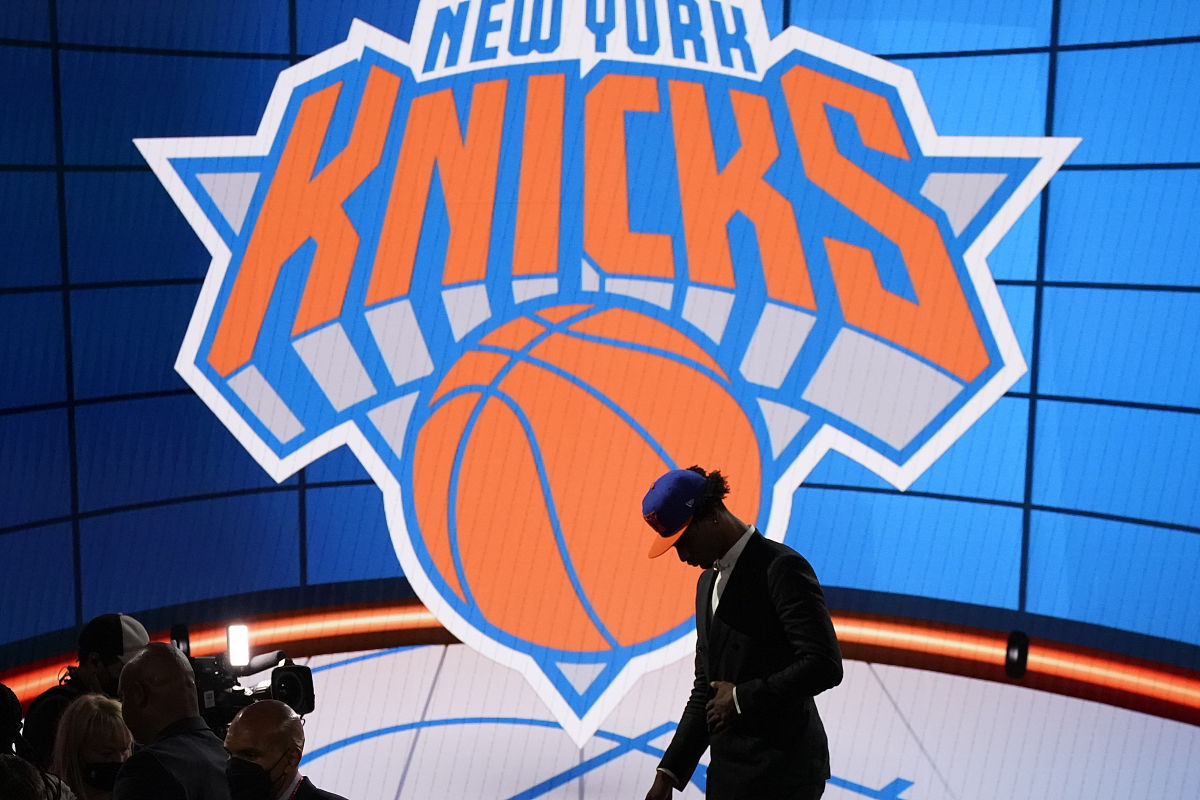 开拓者横扫马刺,实现三连胜 开拓者横扫马刺,实现三连胜