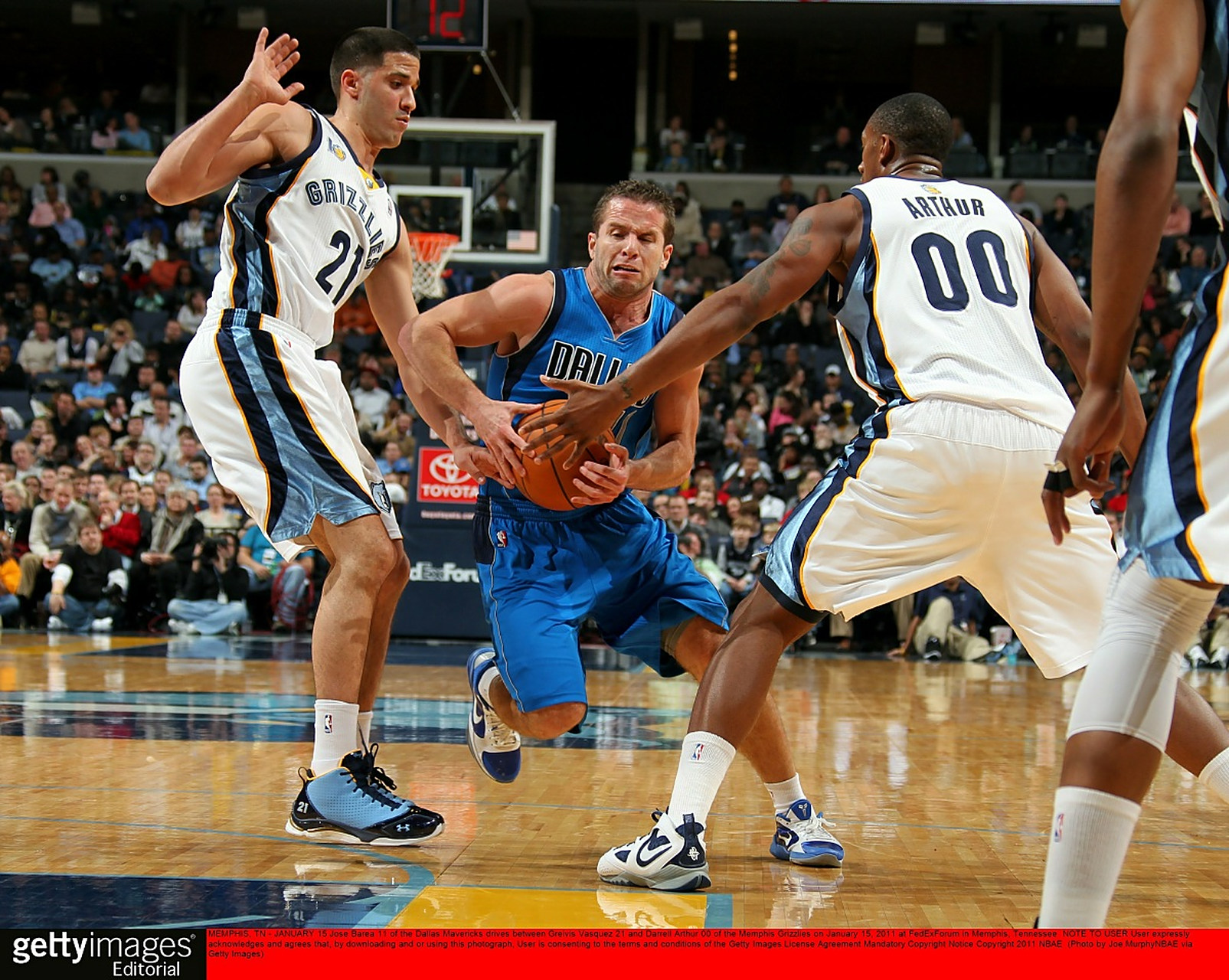 爵士主场击败马刺，喜获两连胜